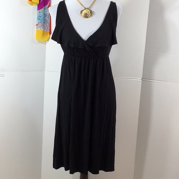 J. Crew Dresses & Skirts - J. Crew black jersey ruffle dress